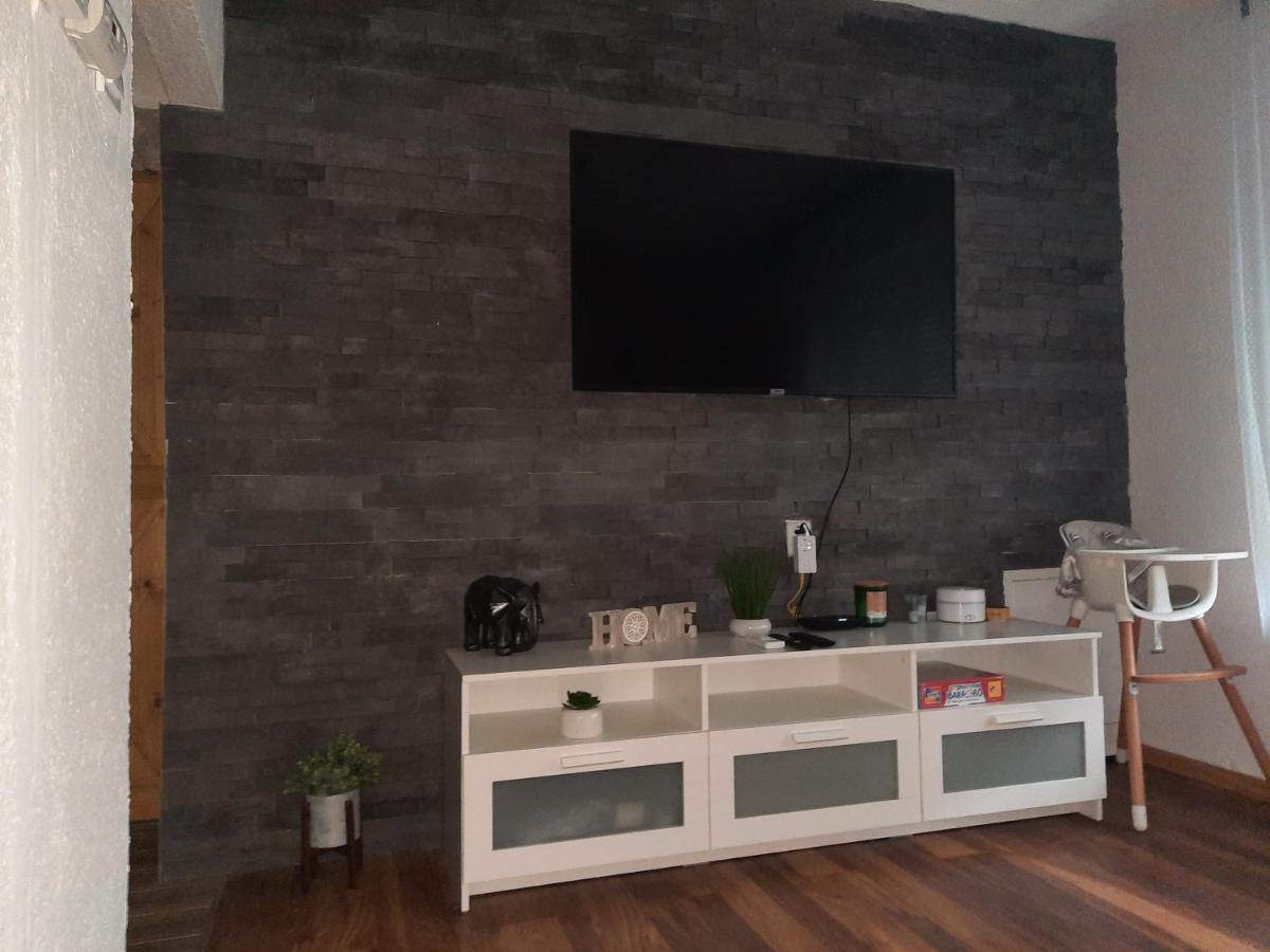 Apartman Twins Self Check In & Self Check Out Otocac Bagian luar foto