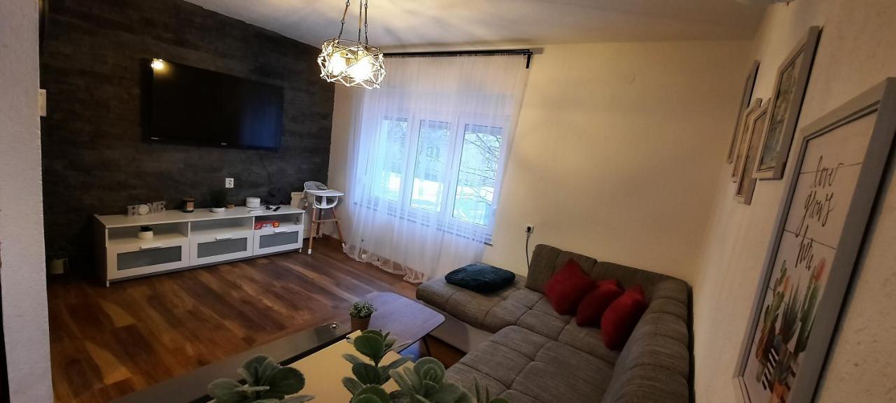 Apartman Twins Self Check In & Self Check Out Otocac Bagian luar foto