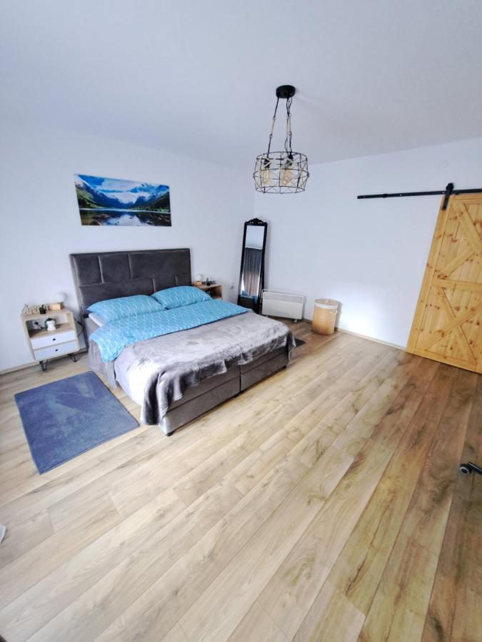 Apartman Twins Self Check In & Self Check Out Otocac Bagian luar foto