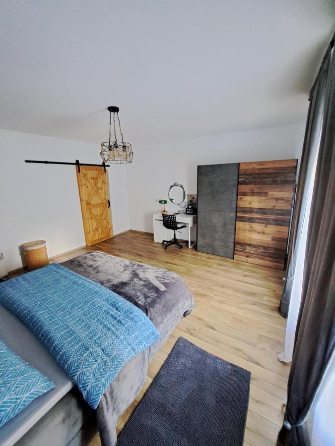 Apartman Twins Self Check In & Self Check Out Otocac Bagian luar foto